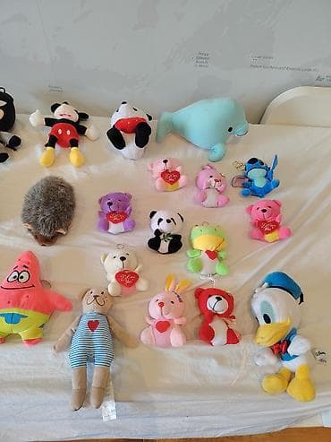 roboti igracke za decu: Veliki lot plišanih igračaka – razni likovi i životinje Sadržaj seta — 7