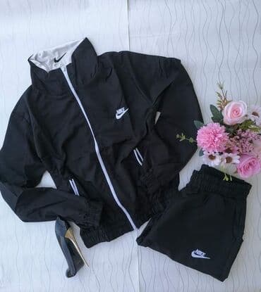 afrodita kompleti: Suskavac trenerka komplet
3700 — 1