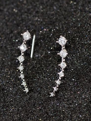 fossil tone reception: Minđuše penjalice - Dizajn: elegantne penjalice koje prate liniju — 1