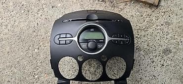 cetke za dubinsko pranje uradi sam: FABRICKI RADIO CD PLEJER ZA MAZDA 2 OD 2007. DO 2013. GOD. | — 1
