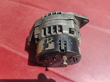 hladnjak lada niva: Alternator Lada 21214 i Niva -14V 80A. Polovno, ocuvano. Skinuto sa — 8