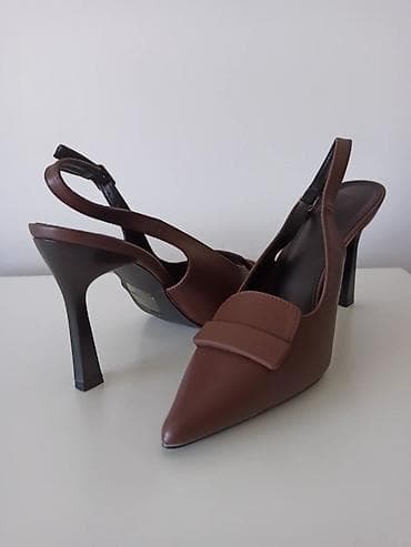 patike s: Br 37
UG 23.5 cm
1500 rsd — 4