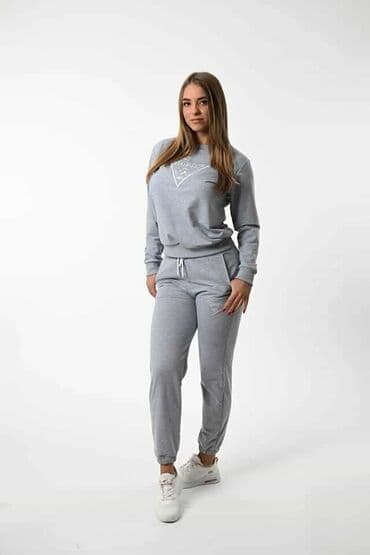 tech fleece zuti: Ženska dukserica žute boje sa dugim rukavima i okruglim izrezom — 24