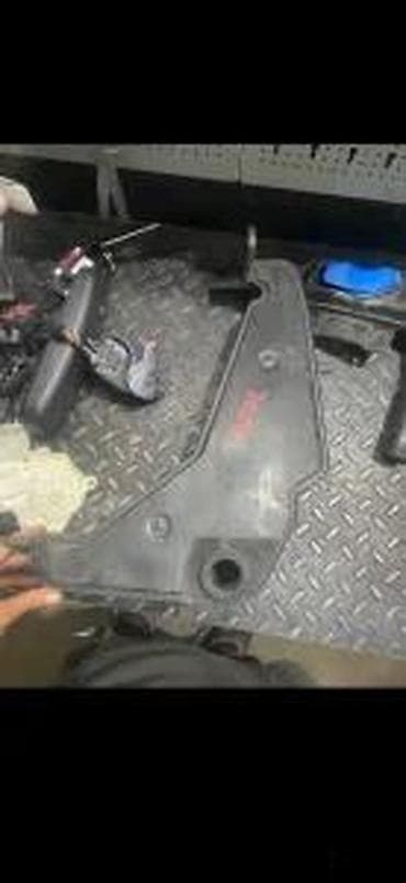 smart auto kupujemprodajem: AUDI Q5 POSUDA BIDON CANTRA 8R0955453BC | Audi delovi zemun altina — 2