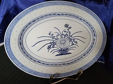 Oval pirincani porcelan,jing dezen iz 70ih.godina. Oval bez osteceja na lalafo.rs Oval pirincani porcelan,jing dezen iz 70ih.godina. Oval bez osteceja