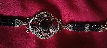 Ogrlice: Prelepa narukvica, fini rad i prelepi kamenčići, unikatna — 2