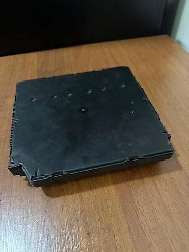 termodavac golf 2: BODY CONTROL MODULE ZA VOLKSWAGEN TIGUAN - 5K0937084F | Body Control — 3