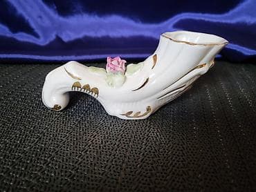 solje zajecar: Figura nova tkz opanak,Zajecar porcelan 70te. Figura,vazica nova — 3