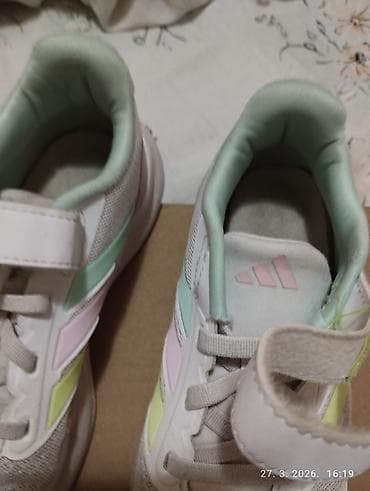 decije kabanice waikiki: Adidas dečije ženske patike sa čičak trakama i pertlama, Cloudfoam — 6