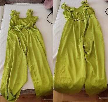 Ženski kombinezon – limetasto zelena boja - Model: široke nogavice na lalafo.rs Ženski kombinezon – limetasto zelena boja - Model: široke nogavice