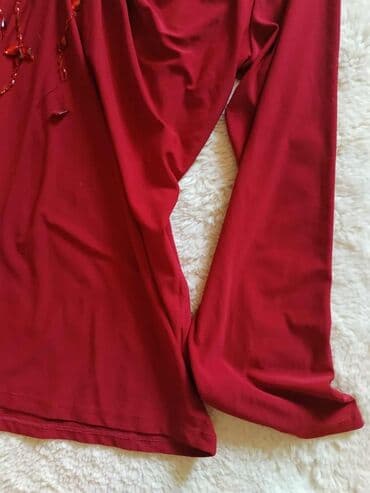 boho tunike: Crvena ženska tunika sa dugim rukavima i V-izrezom ukrašenim čipkom i — 3