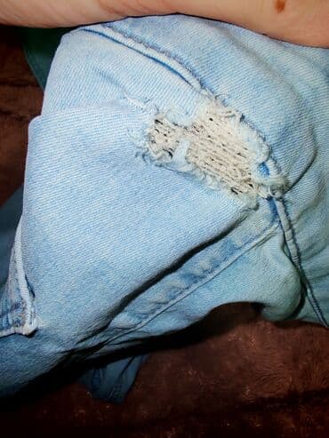 Trenerke: Ženske farmerke – nekoliko para Cena za dva para koju imaju ostecenja — 12