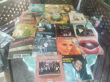Vinil ploče: Kolekcija vinil ploča (LP) – razni žanrovi i izvođači Opis: - Veća — 8