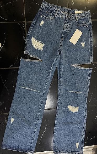 gucci kais cena: ZARA NOVO SA ETIKETOM VELICINA 38-M Plaćene 5.000 Prodajem ih jer su — 3