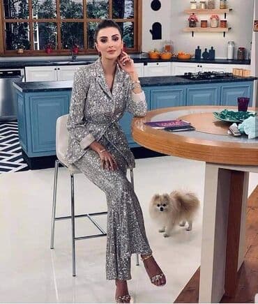 zenski kompleti mona: S m l xl 6200 din — 2