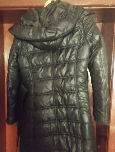 muške jakne s krznom: PRODAJEM JAKNE SNIŽENO! Šarenu zimsku muško- žensku jaknu, L vel — 8