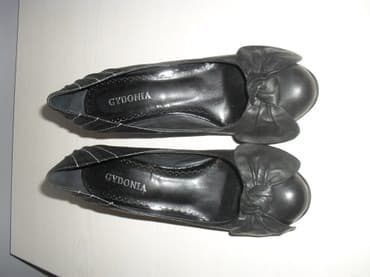 c a kombinezoni: Loafers, 37 — 2