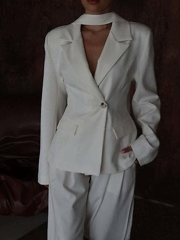 pantalone helanke: Oversized odelo
6.900 din
S M L — 3