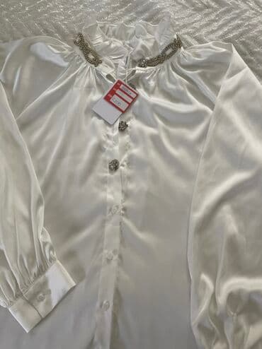 esarpe mona: XL (EU 42), Satin, Single-colored, color - White — 1