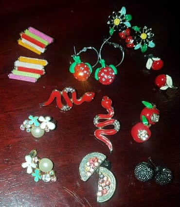 srebrne mindjuse zvezdice: Screwback earrings — 2