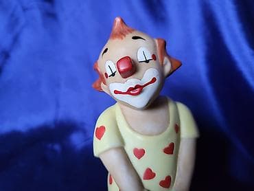 porcelanske figure prodaja: Goebel nova figura Bopov porcelanska iz 90ih.godina. Nemacka figura — 3