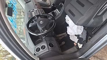 lidl cerada za auto: TIGUAN ISTRUMET TABLA ZA VOLKSWAGEN TIGUAN OD 2008. DO 2012. GOD — 2