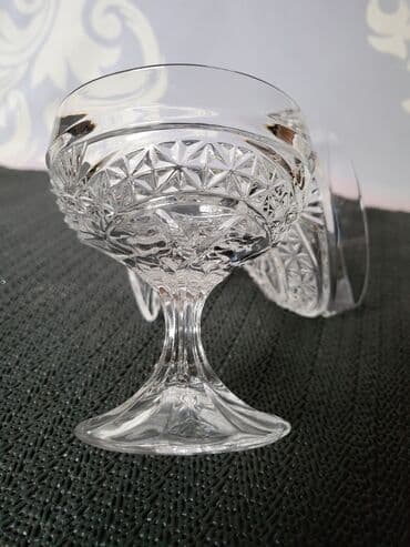 case za zestoko pice: Casice kristal Zajecar za zestoko pice iz 70ih. Casice su perfektne ( — 9