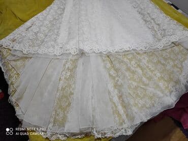 Personal Items: Vencanica mlecno bela velicina XS Duzina pozadi 2 metara, prednji deo — 9