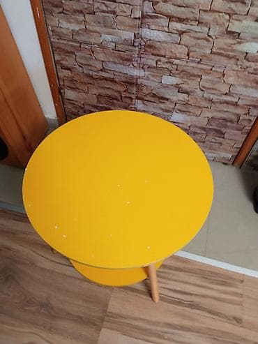 Dečiji nameštaj: Okrugli pomoćni stočić sa dve police - Dizajn: moderan skandinavski — 3