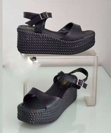 sandale platforma ccc: Sandals, Alpina — 2