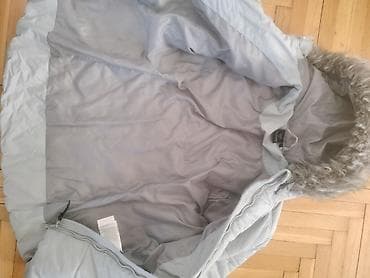 Ostalo: Hummel ženska zimska jakna u M vekičini. Nošena svega par puta. Boja — 4