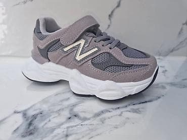 asics patike za devojcice: NB čičak
25-30
3600din
SS — 3