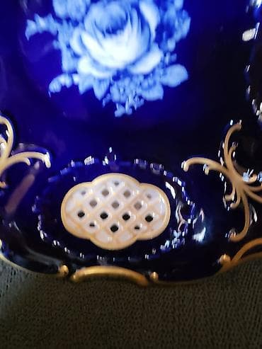 vinil ploce cena: Cinija kobalt cipkasti porcelan Pirkenhammer iz 90ih.godina. Ceska — 9