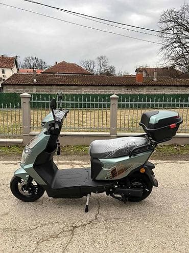 swiss tools imbus: 1 NE registruju se imaju pedale I lanac. Jačina 250 vati, 60 V, 25ah — 2
