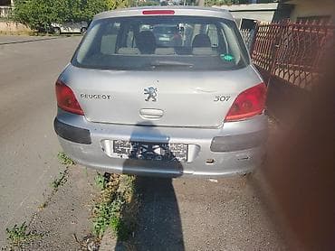 čelične felge polovne: Peugeot 307, 5 vrata, srebrna boja. Benzin/dizel nepoznato sa ručnim — 5