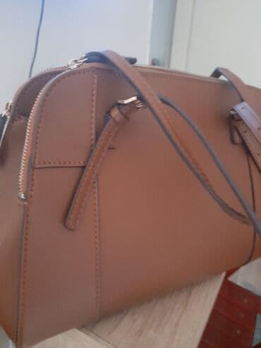 rucna torbica: Elegantna torbica, Guess, Materijal: Koža — 2