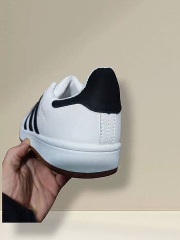 una obuca beograd: Trainers, size - 45 — 3