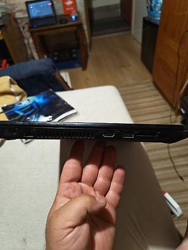 mali zvornik kamere: Dell inspiron 15 laptop u ekstra stanju radi top mana nema bateriju — 2