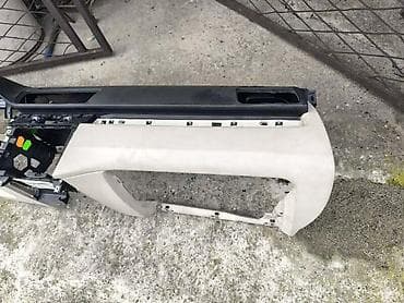 zastita za instrument tablu: KREM TABLA SA AIRBAGOM ZA VOLKSWAGEN PASSAT B7 | Krem, bež tabla sa — 2