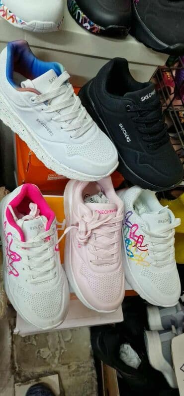 sintisajzer sa mikrofonom za decu: Dečije patike Skechers – više modela i boja - Sportske patike za decu — 2