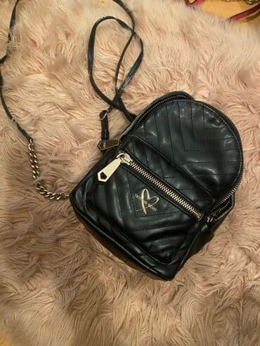 Torbe: Victoria’s Secret kozni original ranac 3000 din — 1