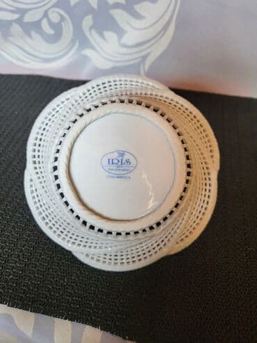 porcelanske solje za caj: Bombonijera nova Cluj Napoka porcelan iz 70ih. Porcelanska rumunska — 12