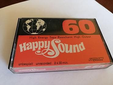 Donji delovi trenerke: Agfa ferro color 120, plava, minimalno ispisana, zupci na mestu, 350 — 4