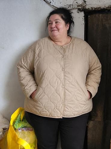 ves 11109: Ženske plus size jakne i prsluci – lagani, topli i praktični - Kratka — 3