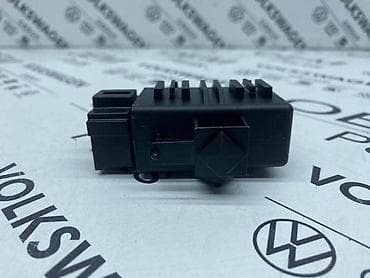 kaloriferi za grejanje: RELEJ / TRANSFORMATOR ZA VOLKSWAGEN TIGUAN, TOURAN, GOLF 7 . - 3F0 — 2
