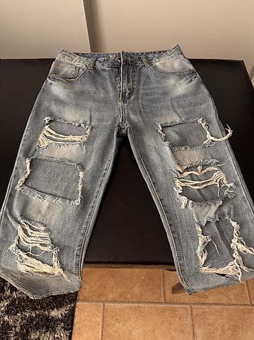 Kućna odeća: Farmerke 
Novo
Odgovara S velicini — 1