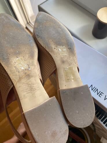 kacket nike: Sandals, Nine West, 40 — 8