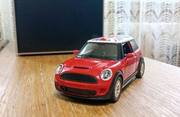 modeli automobila igracke: Nov metalni model automobila Mini Moris. Otvaraju mu se vrata, može da — 6