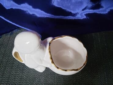 Prateća kuhinjska oprema: Figura nova Nemacka. Figura od glazirane keramike(poput porcelana) — 5