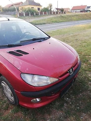 kataloski broj: BRANIK ZA PEUGEOT 206 | Delovi limarije i svi ostali delovi — 1